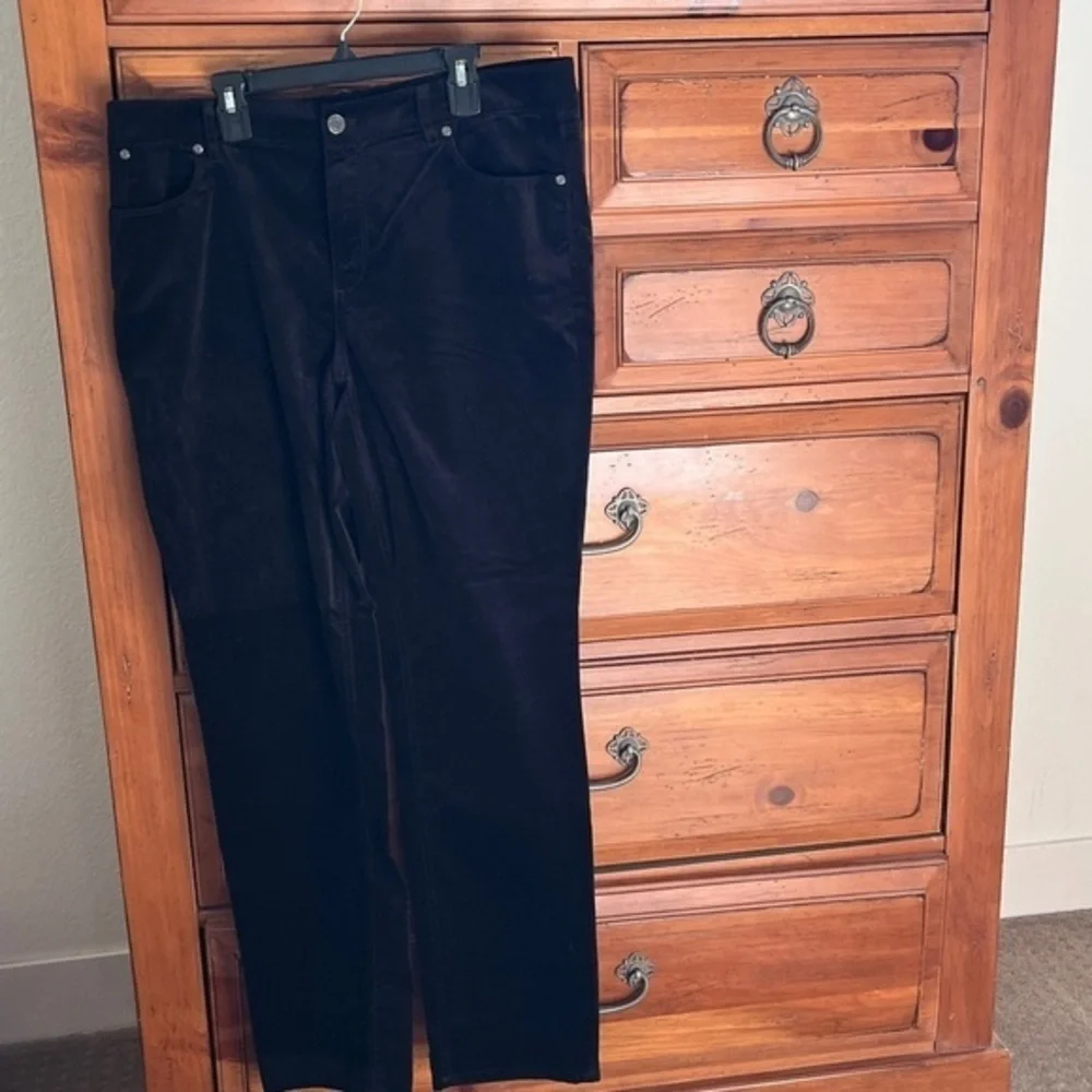Talbots Flawless Five Pocket Black Corduroy Straight Leg Pants Size 12 NWOT